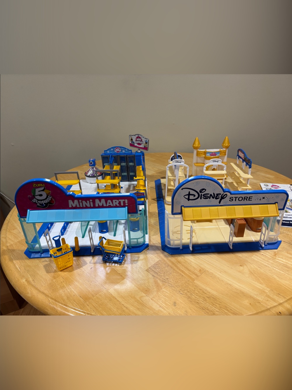 Disney & mini brands players. Mini Mart & Disney Store themes